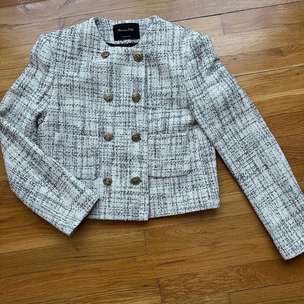 Beige and black jacket with buttons